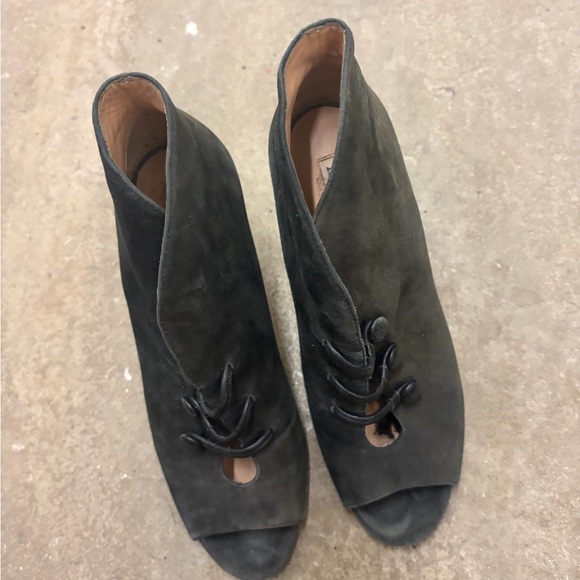 Badgley mischka suede diamond Black Peep-Toe Heels - Picture 2 of 6